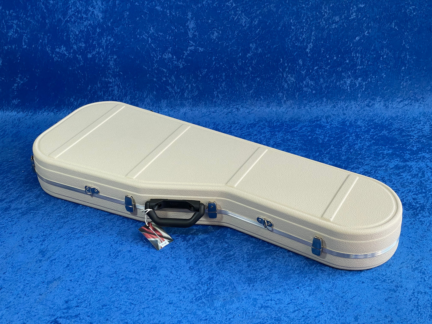 
                  
                    Limited Custom Shop PRO-II EF Fender® Strat/Tele Style Case - Ivory / White
                  
                